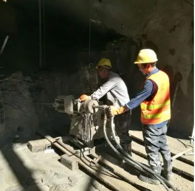 长安水下抗分散灌浆料特点 水下不分散注浆料介绍